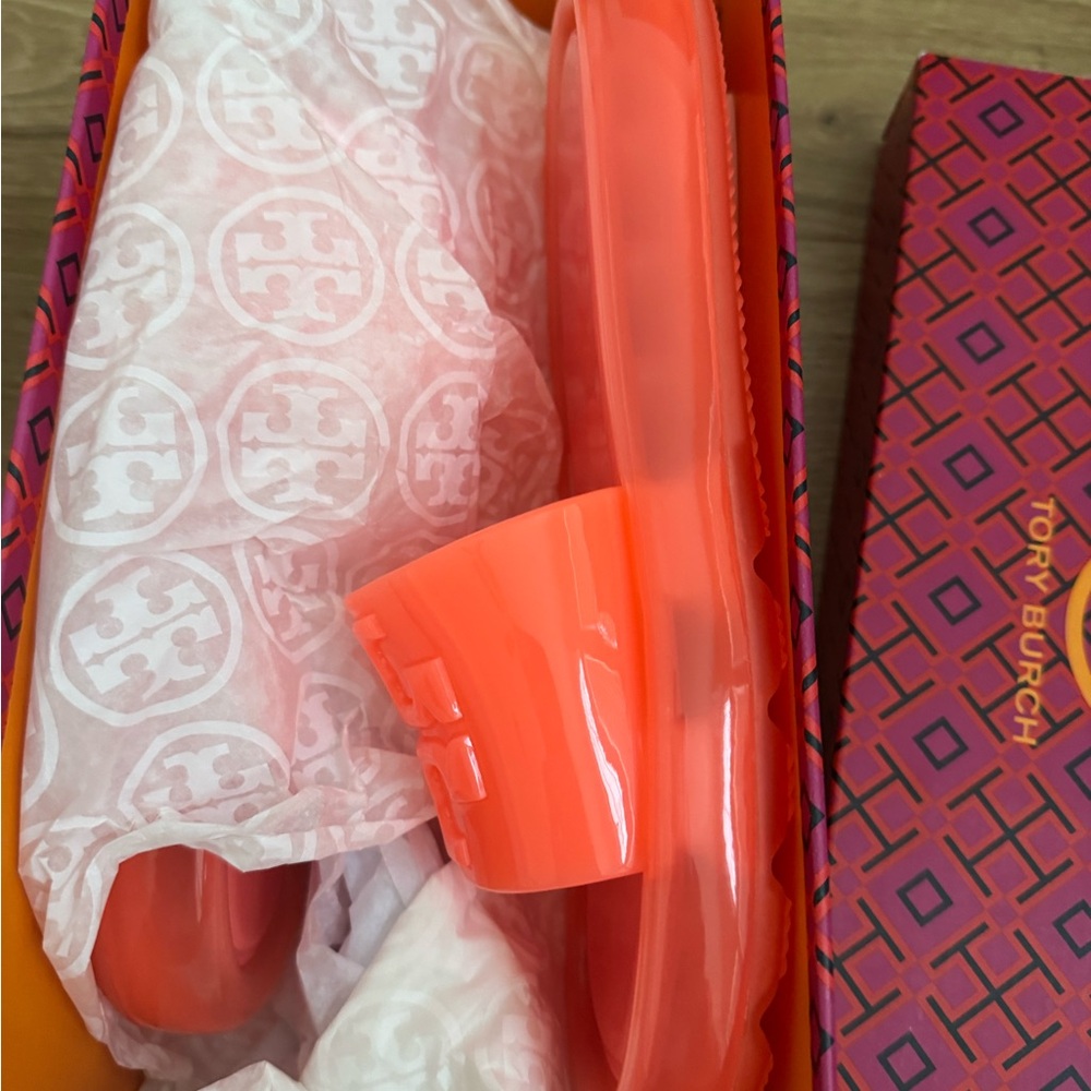 Tory Burch Neon Coral Logo Slide Sandals - Picture 4 of 6